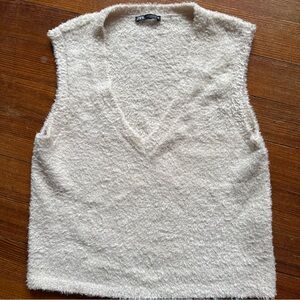 Zara Soft Cream Sleeveless Top sweater vest EUC size small